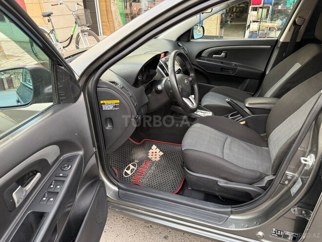 Kia  2010, 350,000 km - 1.6 l - Bakı
