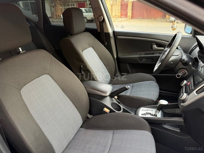 Kia  2010, 350,000 km - 1.6 l - Bakı