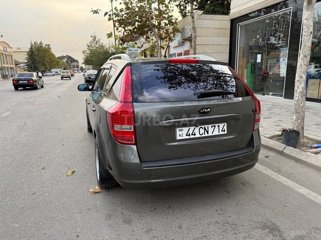 Kia  2010, 350,000 km - 1.6 l - Bakı
