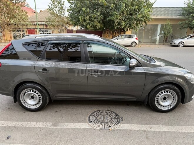 Kia  2010, 350,000 km - 1.6 l - Bakı