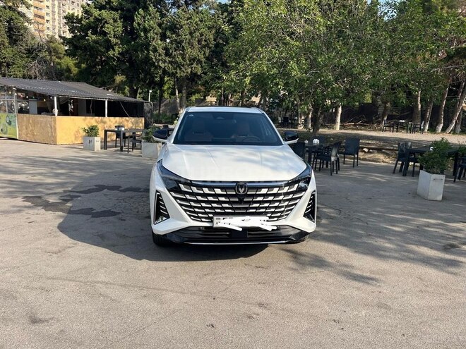 Changan  2025, 23,000 km - 1.5 l - Bakı
