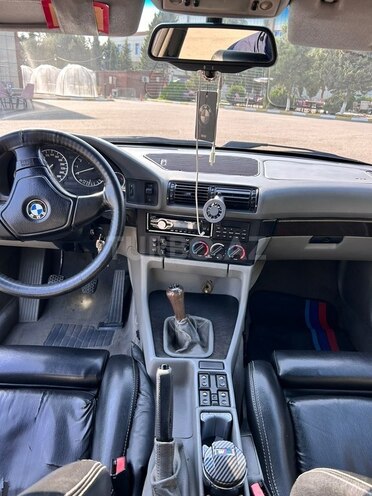 BMW 530 1995, 470,000 km - 3.0 l - Saatlı