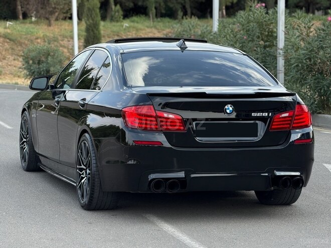 BMW 528 2014, 140,000 km - 2.0 l - Gəncə