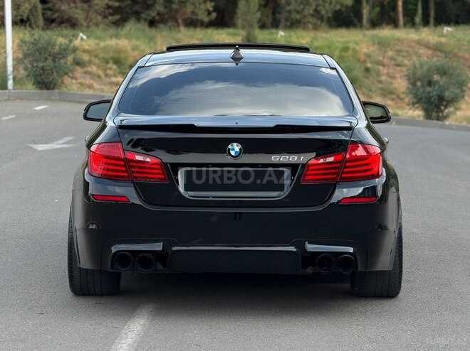 BMW 528 2014, 140,000 km - 2.0 l - Gəncə