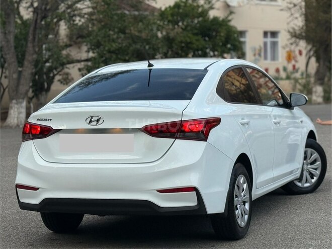 Hyundai Accent 2018, 169,123 km - 1.4 l - Bakı