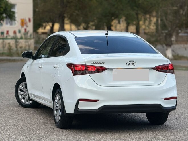 Hyundai Accent 2018, 169,123 km - 1.4 l - Bakı