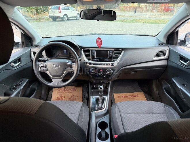 Hyundai Accent 2018, 169,123 km - 1.4 l - Bakı