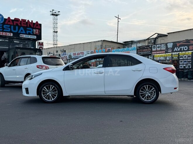 Toyota Corolla 2014, 228,000 km - 2.0 l - Bakı