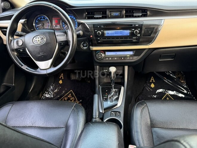 Toyota Corolla 2014, 228,000 km - 2.0 l - Bakı