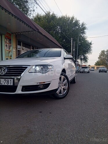 Volkswagen Passat 2005, 411,381 km - 2.0 l - Gəncə
