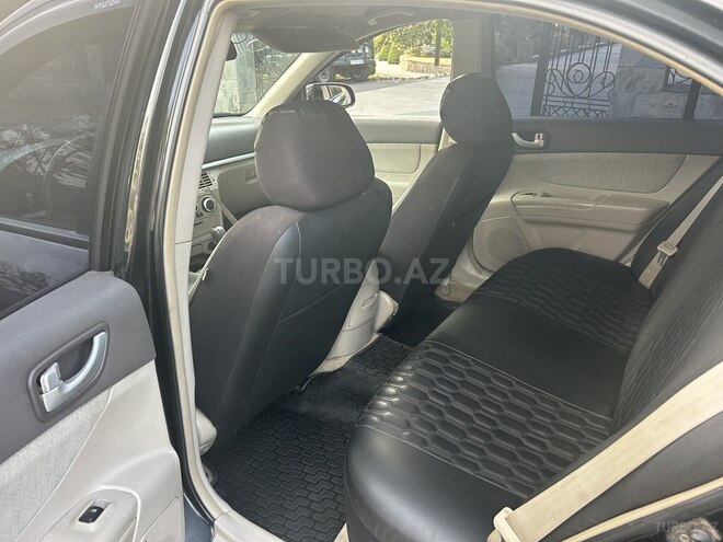 Hyundai Sonata 2005, 252,340 km - 2.0 l - Qax