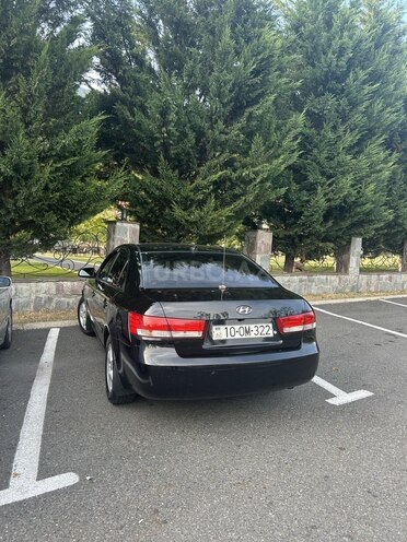 Hyundai Sonata 2005, 252,340 km - 2.0 l - Qax