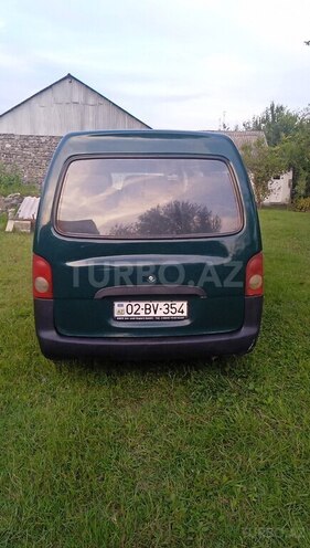 Hyundai H-1 1999, 462,578 km - 2.5 л - Qax
