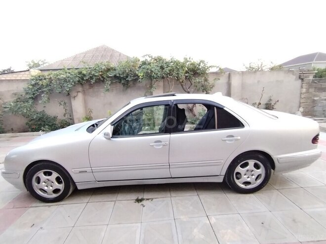 Mercedes E 270 2000, 383,277 km - 2.7 l - Bakı