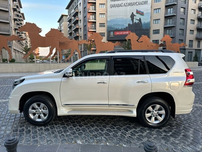 Toyota Land Cruiser Prado 2014, 150,000 km - 2.7 л - Bakı