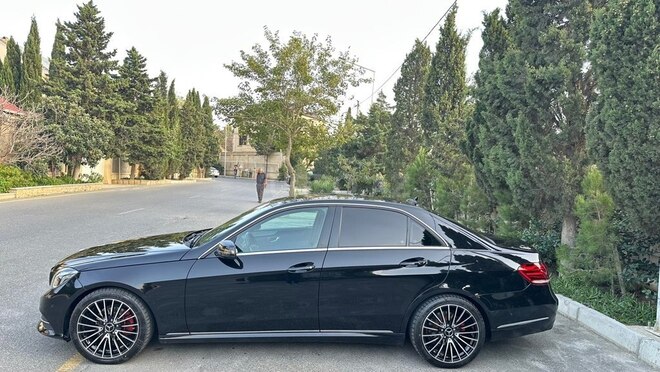Mercedes E 220 2014, 211,000 km - 2.1 l - Bakı