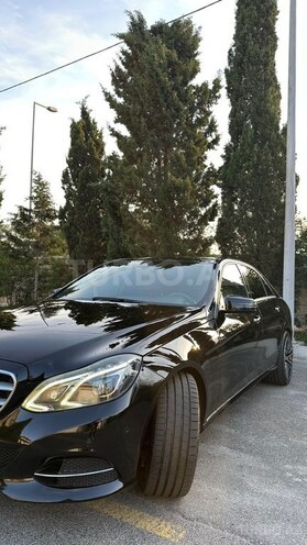 Mercedes E 220 2014, 211,000 km - 2.1 l - Bakı