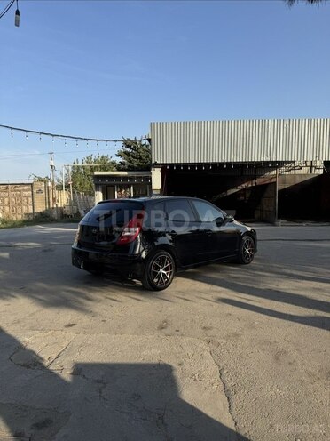 Hyundai i30 2010, 300,000 km - 1.6 л - Bakı