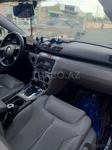 Volkswagen Passat 2005, 411,381 km - 2.0 l - Gəncə