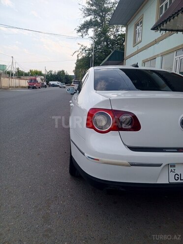 Volkswagen Passat 2005, 411,381 km - 2.0 l - Gəncə