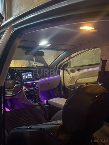 Hyundai Elantra 2017, 196,943 km - 2.0 l - Gəncə