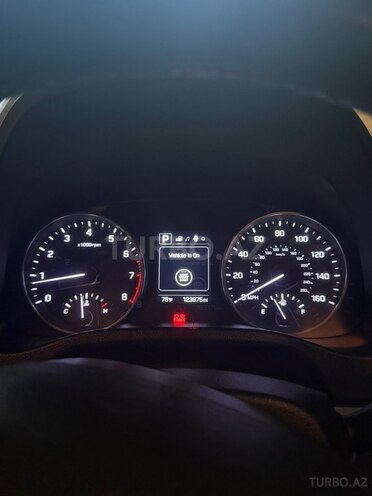 Hyundai Elantra 2017, 196,943 km - 2.0 l - Gəncə