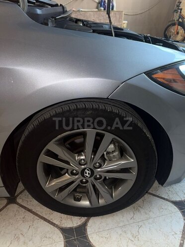 Hyundai Elantra 2017, 196,943 km - 2.0 l - Gəncə