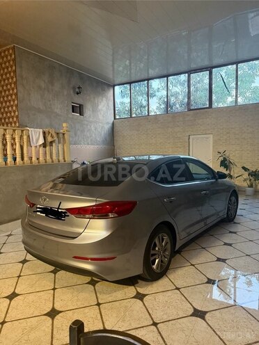 Hyundai Elantra 2017, 196,943 km - 2.0 l - Gəncə