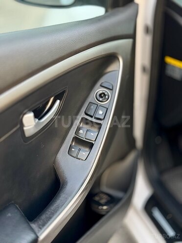 Hyundai i30 2012, 215,619 km - 1.6 l - Bakı