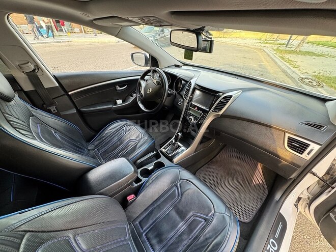 Hyundai i30 2012, 215,619 km - 1.6 l - Bakı