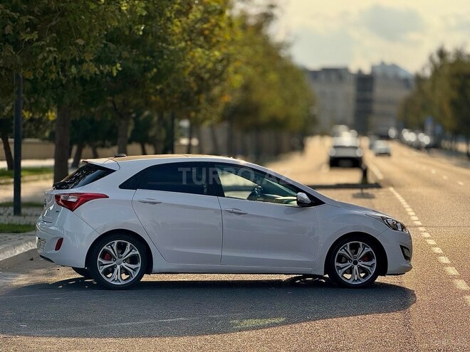 Hyundai i30 2012, 215,619 km - 1.6 l - Bakı