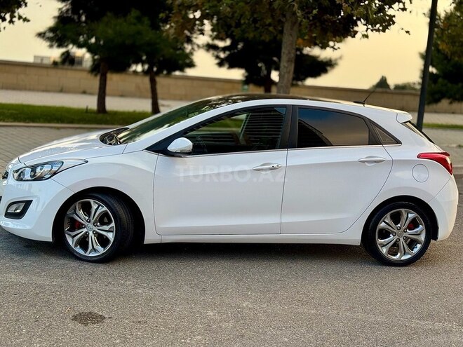 Hyundai i30 2012, 215,619 km - 1.6 l - Bakı