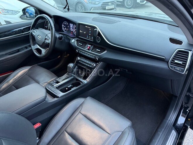 Hyundai Grandeur 2017, 228,000 km - 2.2 л - Bakı