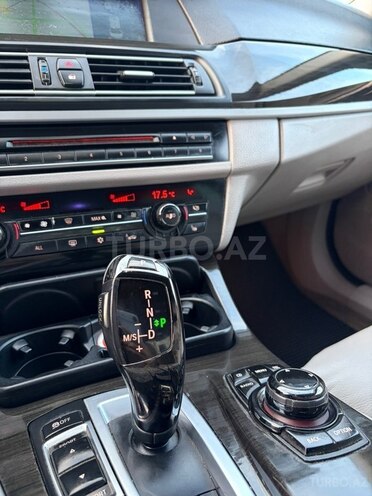 BMW 528 2012, 292,000 km - 2.0 л - Bakı