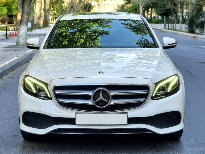 Mercedes E 300 d 2018, 256,000 km - 2.0 l - Bakı