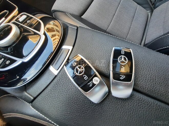 Mercedes E 300 d 2018, 256,000 km - 2.0 l - Bakı