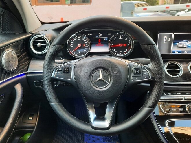 Mercedes E 300 d 2018, 256,000 km - 2.0 l - Bakı