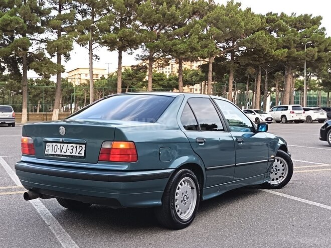 BMW 320 1997, 257,834 km - 2.0 l - Sumqayıt
