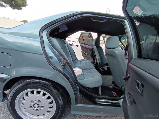 BMW 320 1997, 257,834 km - 2.0 l - Sumqayıt