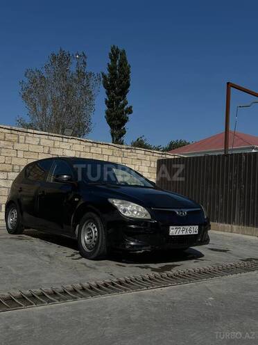 Hyundai i30 2010, 300,000 km - 1.6 л - Bakı