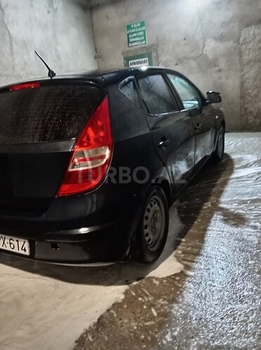 Hyundai i30 2010, 300,000 km - 1.6 л - Bakı