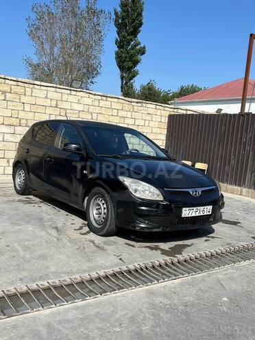 Hyundai i30 2010, 300,000 km - 1.6 л - Bakı
