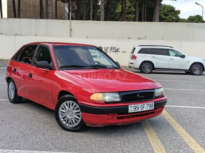 Opel Astra 1997, 208,542 km - 1.6 l - Sumqayıt