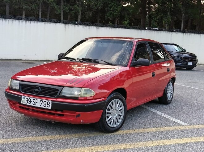 Opel Astra 1997, 208,542 km - 1.6 l - Sumqayıt
