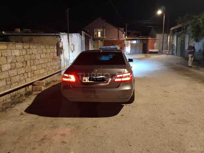 Mercedes E 220 2009, 281,345 km - 2.1 l - Bakı