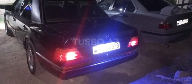 Mercedes 230 E 1990, 230,000 km - 2.3 l - Bakı