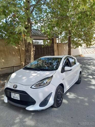 Toyota Aqua 2017, 134,500 km - 1.5 l - Bakı