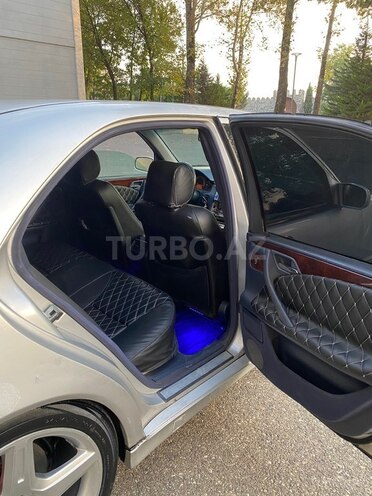 Mercedes E 220 1999, 300,000 km - 2.2 l - İsmayıllı