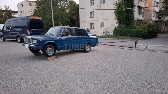 LADA (VAZ) 2107 2009, 148,000 km - 1.6 l - Bakı