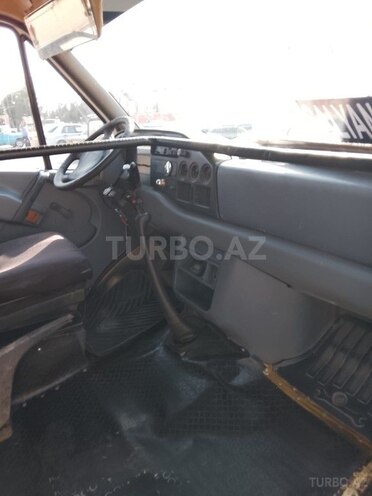 Mercedes Sprinter 312 1995, 312,000 km - 2.9 l - Salyan